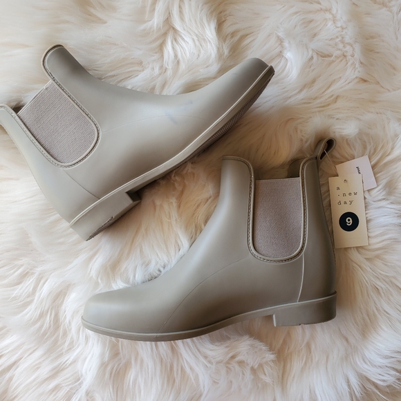 a new day Shoes - A New Day🌸 SZ 9 Waterproof Gray Rain Boots Target